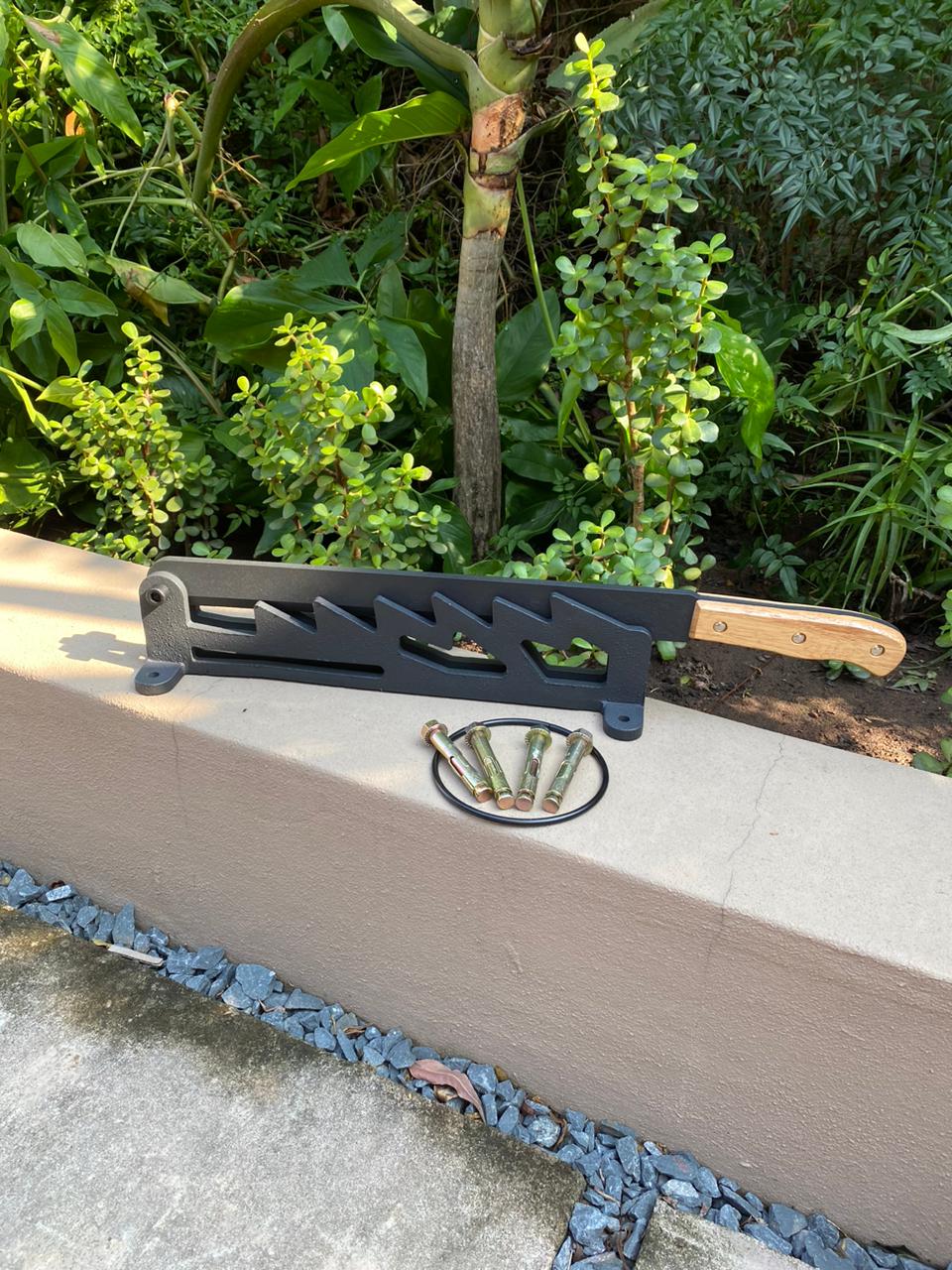 BraaiPlank Wall Mounted Wood Kindling Splitter – BraaiPlank™